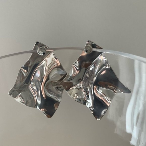 ✦NEW! Geometric Mirror Earrings✦ - Picture 7 of 8